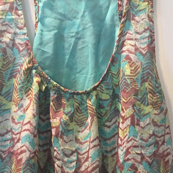 Summer flowy top - Picture 2 of 4